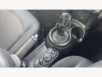 MINI Hatchback 5dr 1.5 Cooper Classic 5dr Auto