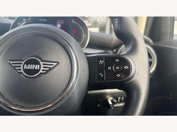 MINI Hatchback 5dr 1.5 Cooper Classic 5dr Auto