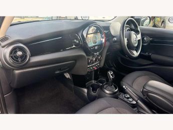 MINI Hatchback 5dr 1.5 Cooper Classic 5dr Auto