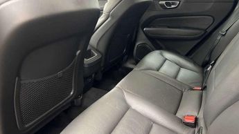 Volvo XC60 2.0 B5P Core 5dr AWD Geartronic