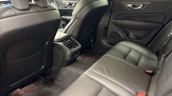 Volvo V60 2.0 B4P Plus Dark 5dr Auto [7 speed]