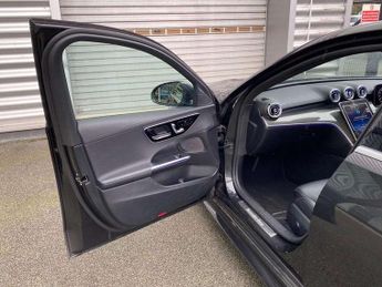 Mercedes-Benz C-Class C200 AMG Line Premium 4dr 9G-Tronic