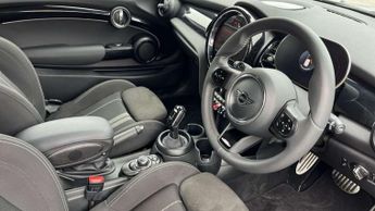 MINI Hatchback 2.0 Cooper S Sport Premium 3dr Auto