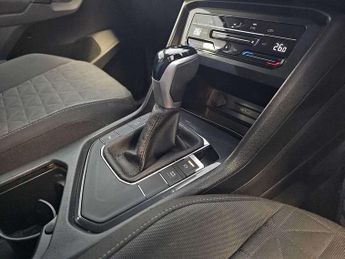 Volkswagen Tiguan 2.0 TDI Life 5dr DSG