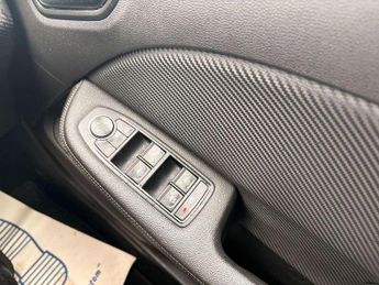 Renault Clio 1.6 E-TECH full hybrid 145 Engineered 5dr Auto