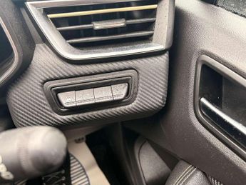 Renault Clio 1.6 E-TECH full hybrid 145 Engineered 5dr Auto