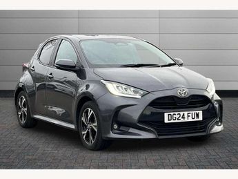 Toyota Yaris 1.5 Hybrid Design 5dr CVT