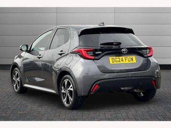 Toyota Yaris 1.5 Hybrid Design 5dr CVT