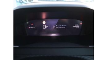 Peugeot 208 1.2 Hybrid 100 Allure 5dr e-DSC6