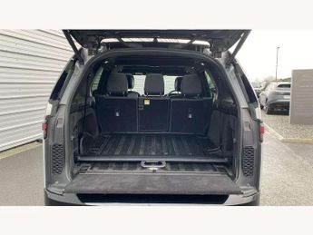 Land Rover Discovery 3.0 D300 R-Dynamic SE 5dr Auto