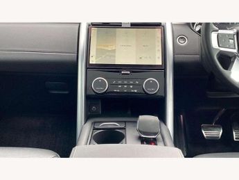 Land Rover Discovery 3.0 D300 R-Dynamic SE 5dr Auto