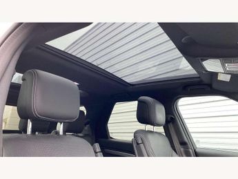 Land Rover Discovery 3.0 D300 R-Dynamic SE 5dr Auto