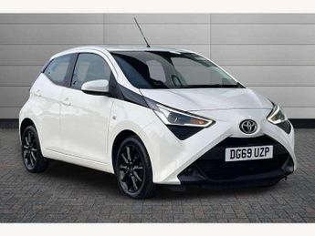 Toyota AYGO 1.0 VVT-i X-Play 5dr x-shift