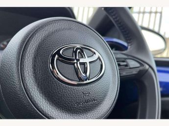 Toyota Aygo X 1.0 VVT-i Edge 5dr Auto