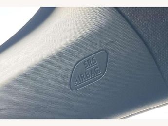 Toyota C-HR 1.8 Hybrid Design 5dr CVT