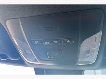 Toyota Corolla 1.8 VVT-i Hybrid Design 5dr CVT