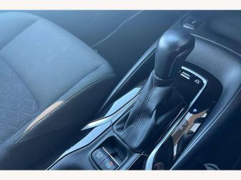 Toyota Corolla 1.8 VVT-i Hybrid Design 5dr CVT