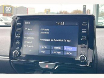 Toyota Yaris 1.5 Hybrid Design 5dr CVT