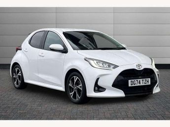 Toyota Yaris 1.5 Hybrid Design 5dr CVT
