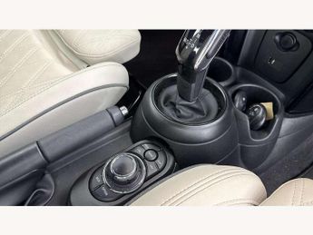 MINI Hatchback 5dr 1.5 Cooper Exclusive 5dr Auto