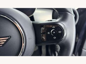 MINI Hatchback 5dr 1.5 Cooper Exclusive 5dr Auto