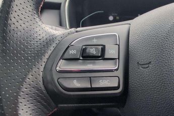 MG HS 1.5 T-GDI Exclusive 5dr DCT