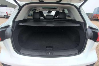 MG HS 1.5 T-GDI Exclusive 5dr DCT