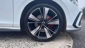 Volkswagen Golf 2.0 TDI 200 GTD 5dr DSG
