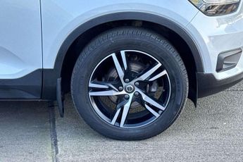 Volvo XC40 2.0 D3 R DESIGN 5dr Geartronic