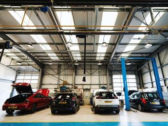 Peugeot 3008 1.6 Hybrid4 300 GT 5dr e-EAT8