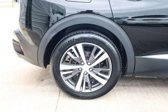 Peugeot 3008 1.6 Hybrid 225 Allure Premium 5dr e-EAT8