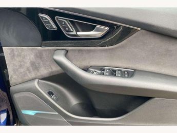 Audi Q7 50 TDI Quattro Black Edition 5dr Tiptronic