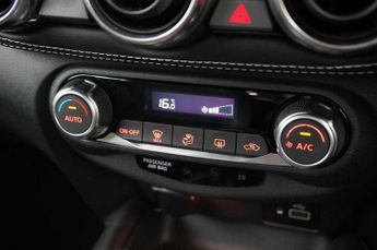 Nissan Juke 1.0 DiG-T 114 N-Connecta 5dr DCT