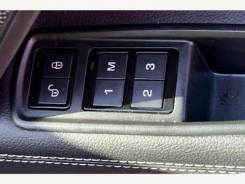 Jaguar XE 2.0d [180] R-Sport 4dr Auto