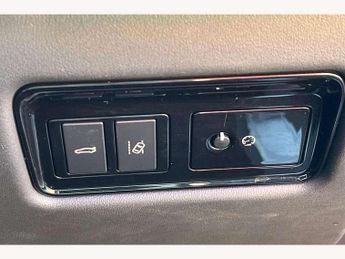 Jaguar XE 2.0d [180] R-Sport 4dr Auto