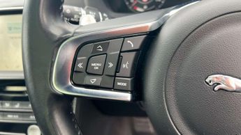 Jaguar F-Pace 2.0d [240] Chequered Flag 5dr Auto AWD