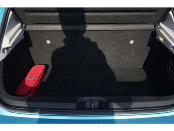 Renault Clio 1.6 E-TECH Hybrid 140 Iconic Edition 5dr Auto