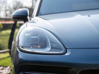 Porsche Cayenne E-Hybrid 5dr Tiptronic S