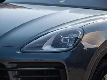 Porsche Cayenne E-Hybrid 5dr Tiptronic S