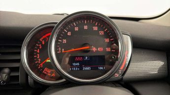 MINI Hatchback 5dr 1.5 Cooper II 5dr Auto