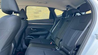 Hyundai Tucson 1.6 TGDi Hybrid 230 SE Connect 5dr 2WD Auto