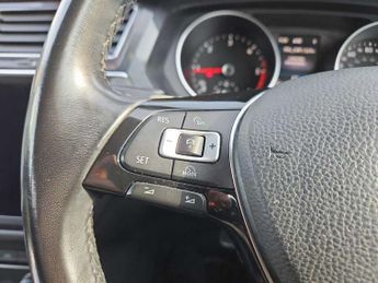 Volkswagen Tiguan Allspace 2.0 TDI SE Nav 5dr DSG