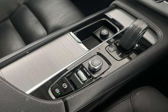 Volvo XC90 2.0 B5D [235] Momentum 5dr AWD Geartronic