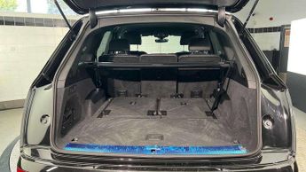 Audi Q7 55 TFSI Quattro S Line 5dr Tiptronic