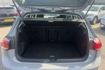 Volkswagen Golf 1.5 eTSI 150 Life 5dr DSG