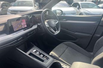 Volkswagen Golf 1.5 eTSI 150 Life 5dr DSG