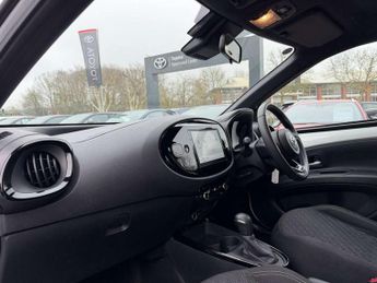 Toyota Aygo X 1.0 VVT-i Edge 5dr Auto