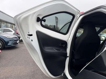 Toyota Aygo X 1.0 VVT-i Edge 5dr Auto