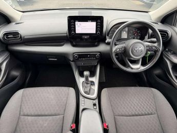 Toyota Yaris 1.5 Hybrid Icon 5dr CVT