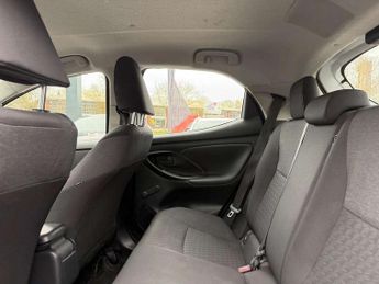 Toyota Yaris 1.5 Hybrid Icon 5dr CVT
